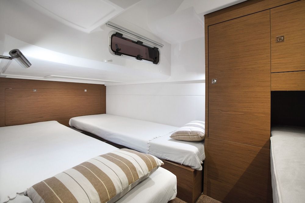 undefined Vietyacht Marina Club - Halong Bay Cruise 7