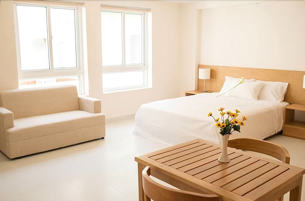 undefined Edenpark Apartment & Hotel Service 6