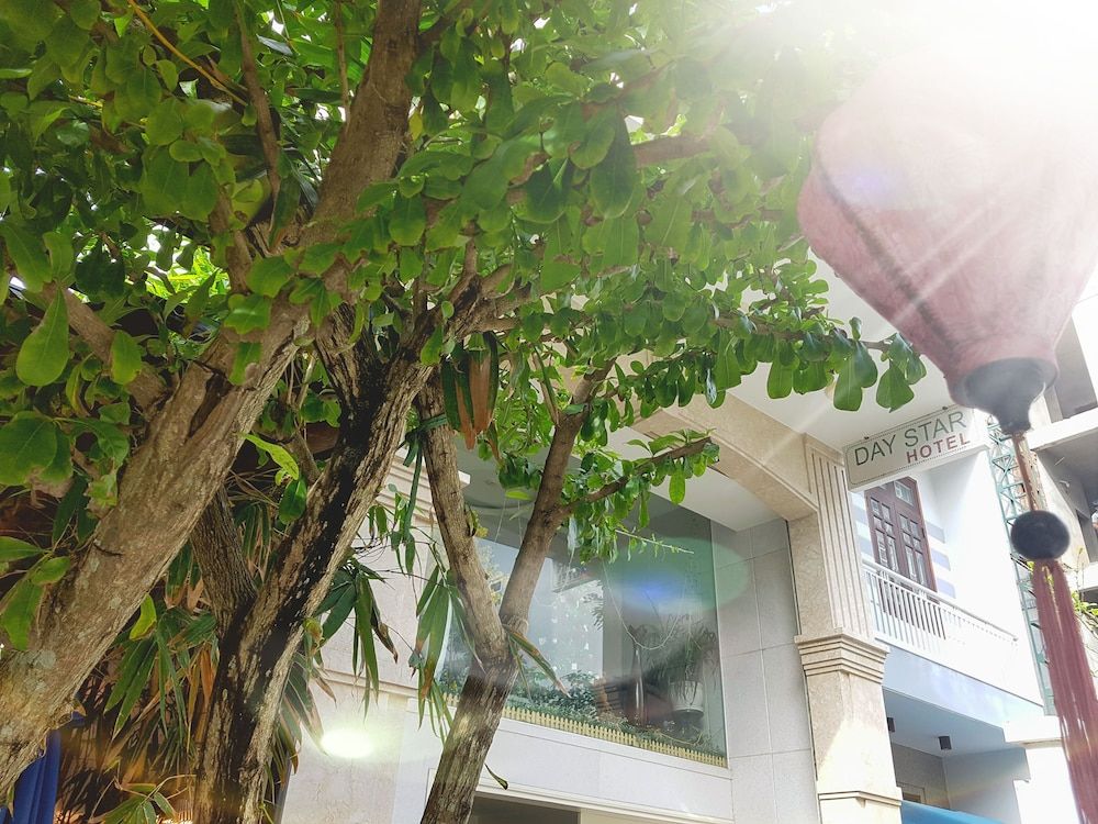 undefined Daystar Hotel 2