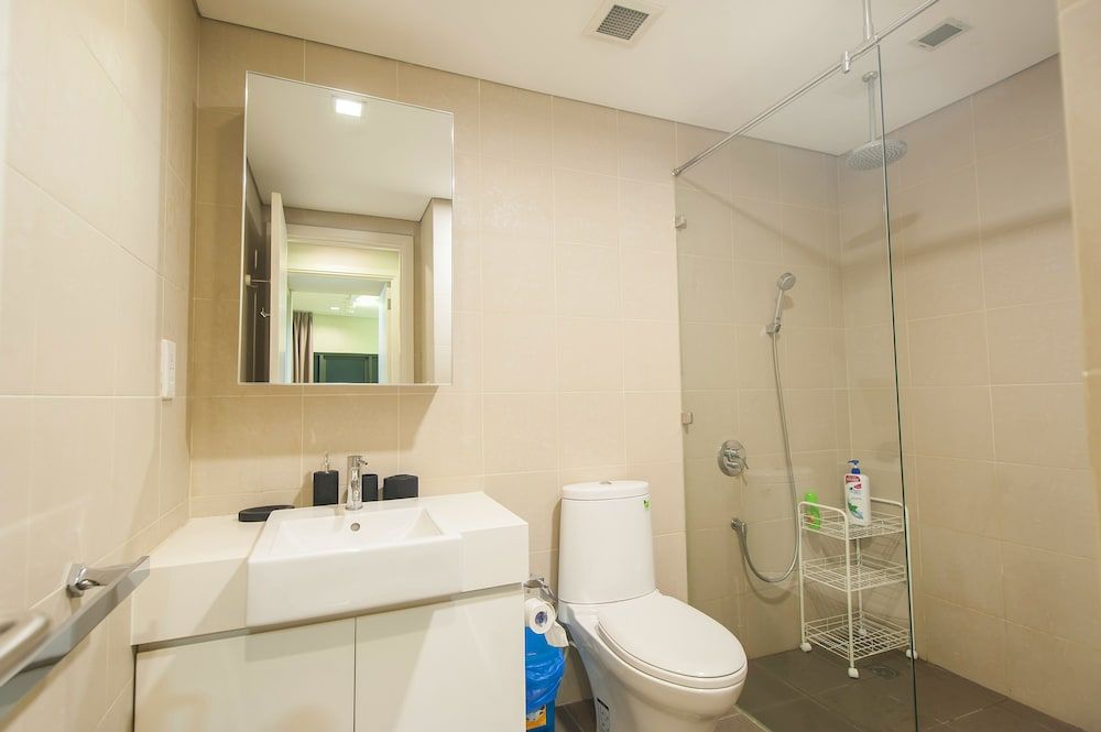 undefined Saigon City View Apartment & Pool