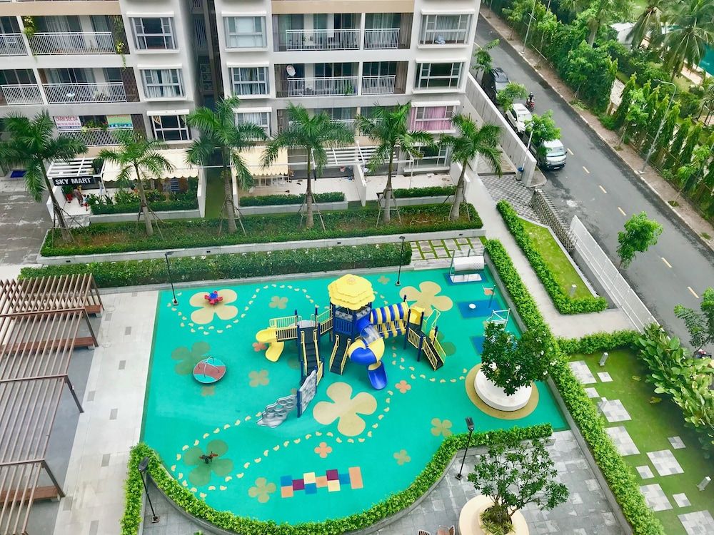 undefined Jennifer's Apart Luxury 2BR 7th 8