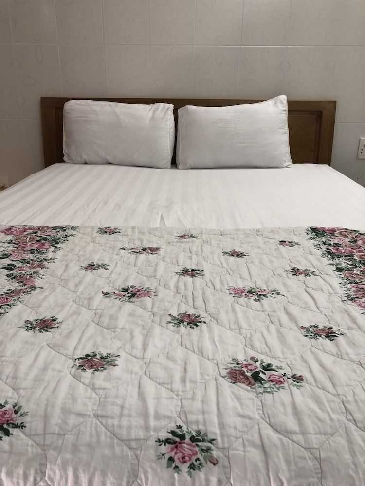 undefined Saigon River Hotel 6