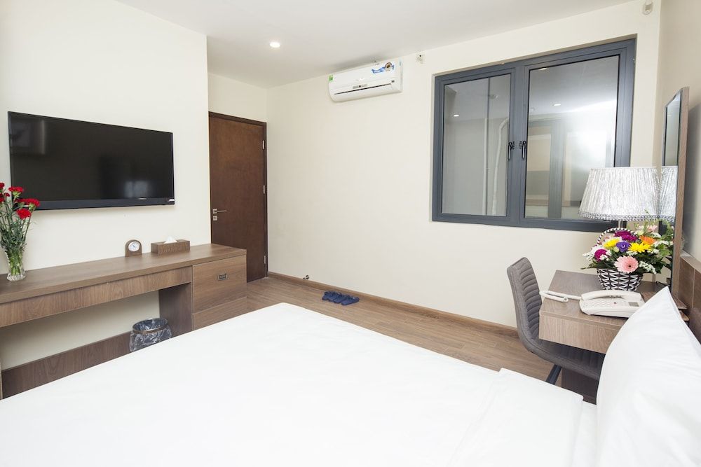 undefined Tigon Hotel 2