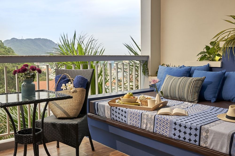 The Wind Resort - Tropical Hillside Escape Hillview Royal Suite 2