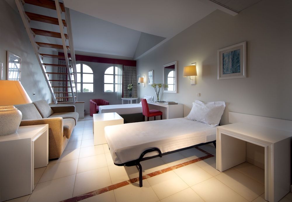 Exe Gran Hotel Solúcar Family Room, 3 Twin Beds