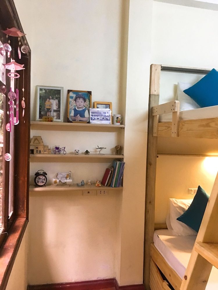Shared Dormitory, Mixed Dorm