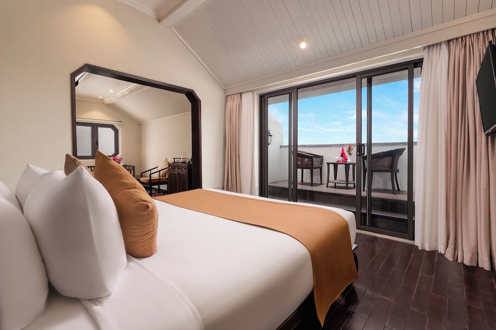 undefined Laluna Hoi An RiverSide Hotel & Spa 4