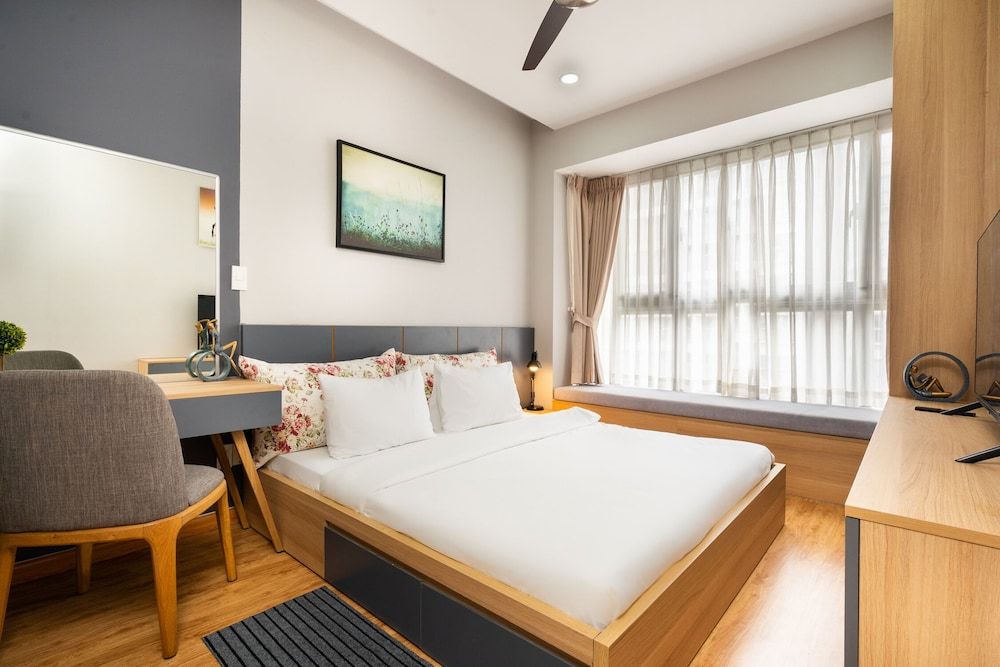 undefined Diamond Suite Scenic Valley 10