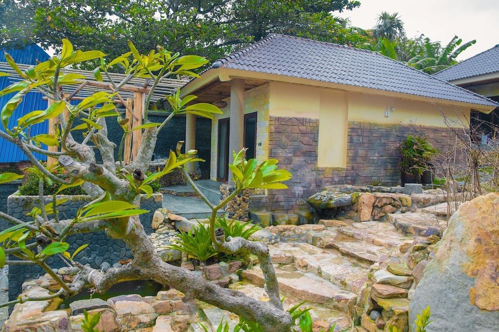 undefined Coral Bay Resort 9