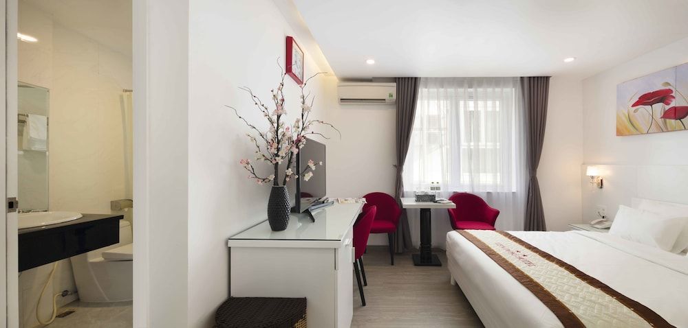 undefined Vien Dong Hotel 7 Phu My Hung 6