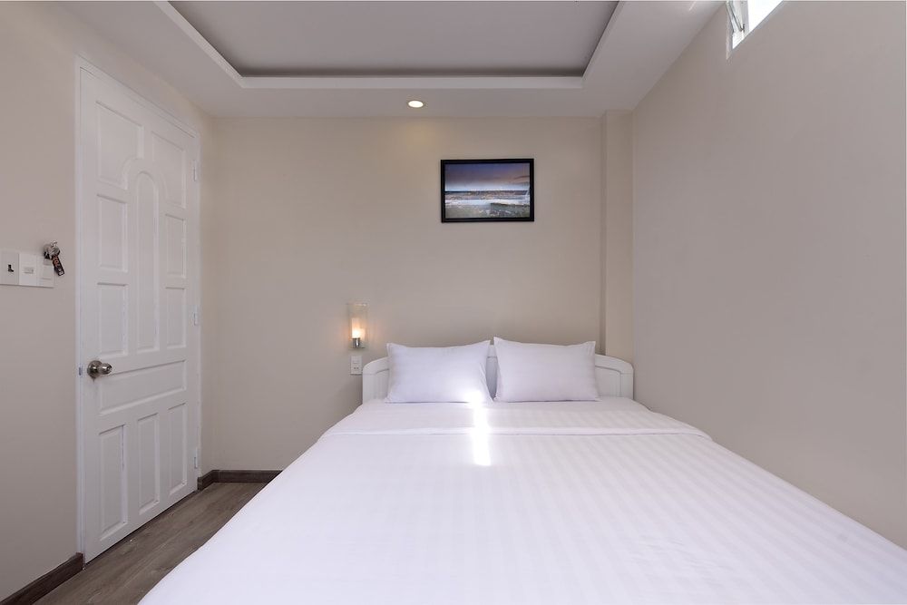 Standard Double Room, 1 Queen Bed