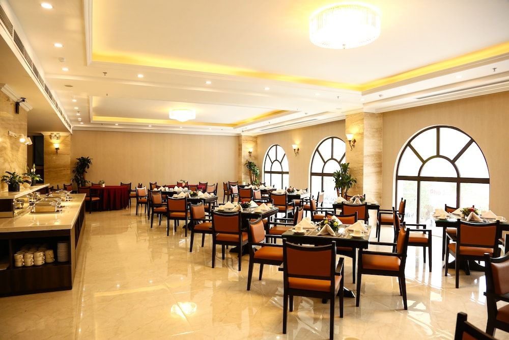 undefined New Era Hotel & Spa 8