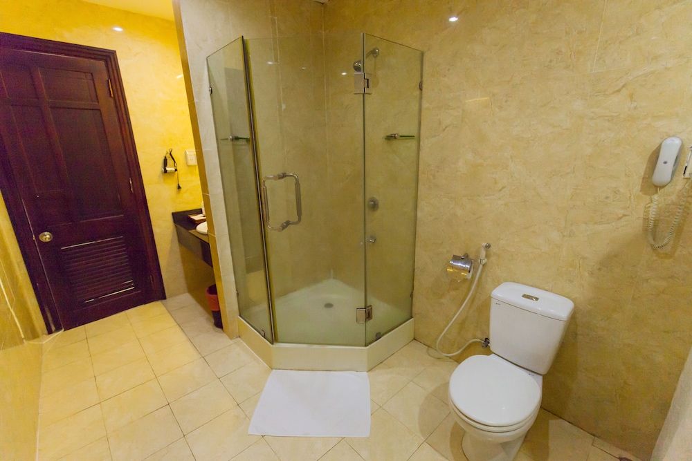 Thien An Riverside Hotel Suite, River View 8