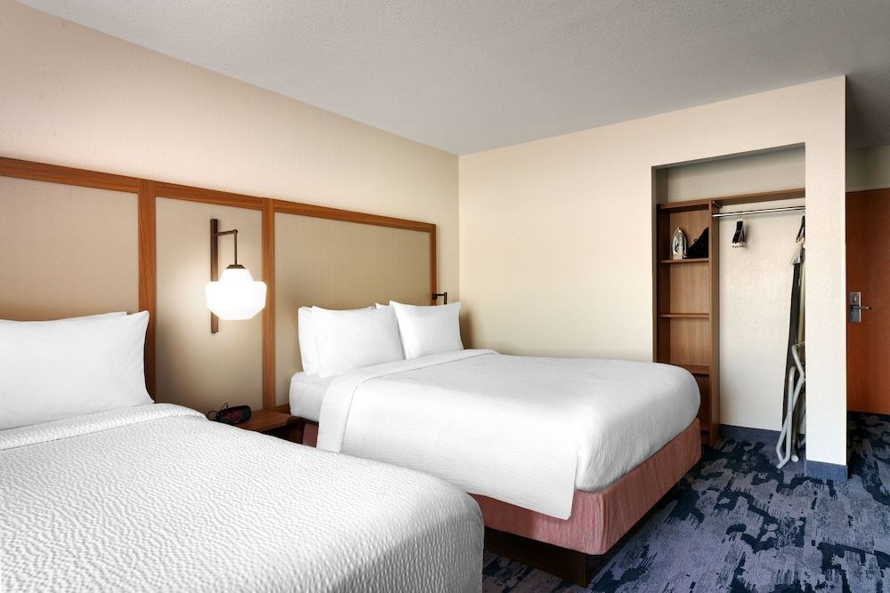 Room, 2 Queen Beds, Non Smoking (Hearing Accessible)
