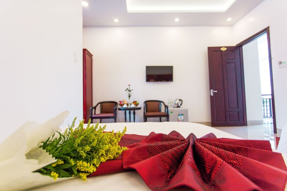 Gia Phat Homestay Deluxe Twin Room, Garden View 7