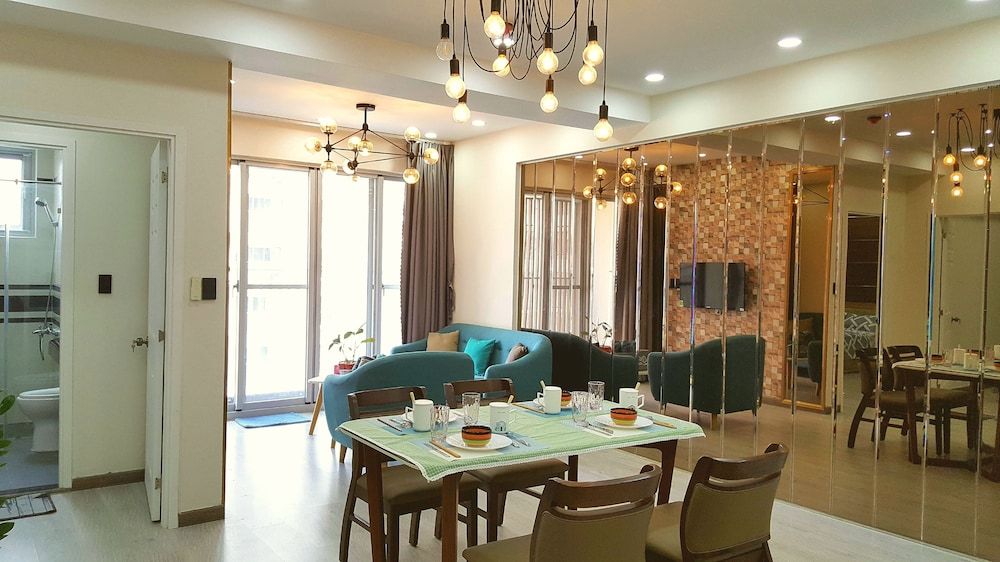 undefined Scenic Valley Luxury 2BR SW Pool 07th 4