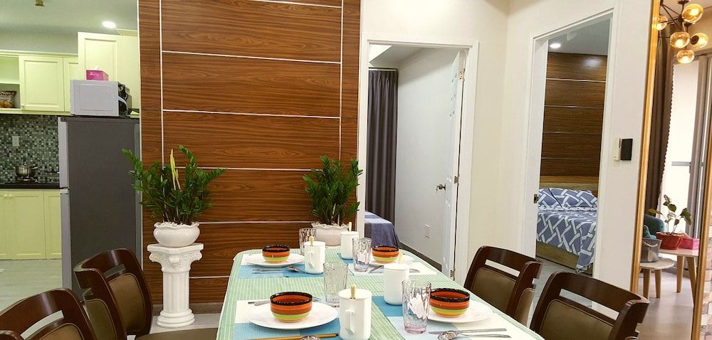 undefined Scenic Valley Luxury 2BR SW Pool 07th 6