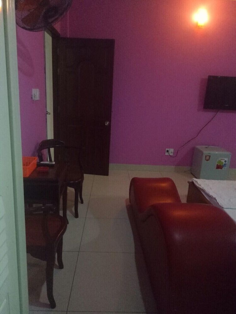 undefined Hong Nhung Hotel 2