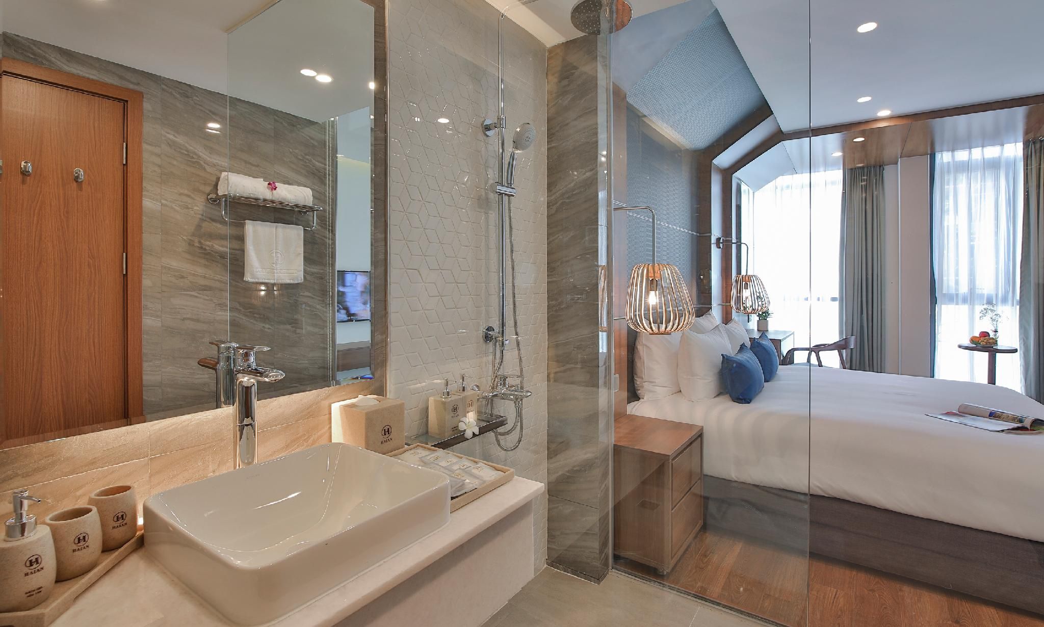 undefined HAIAN Beach Hotel & Spa 10