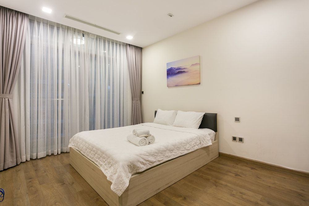 Sunflower Luxury Apartment Executive Apartment, 2 Bedrooms, Park View 3