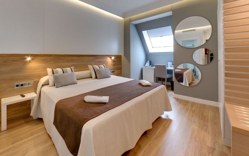 Hotel Monte Carmelo Standard Double Room 3