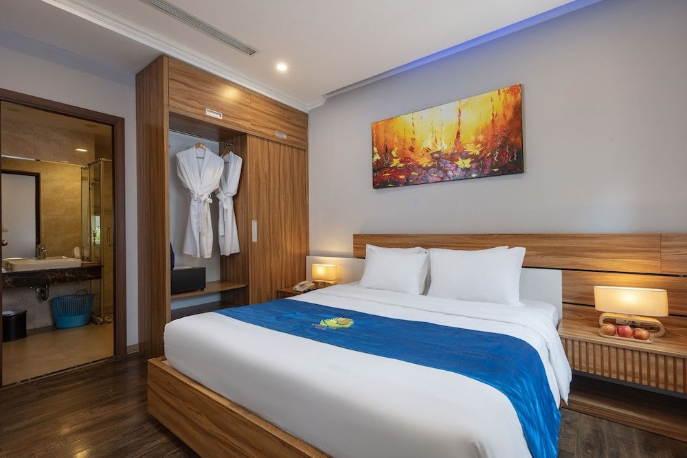 undefined Oriana Hotel 6
