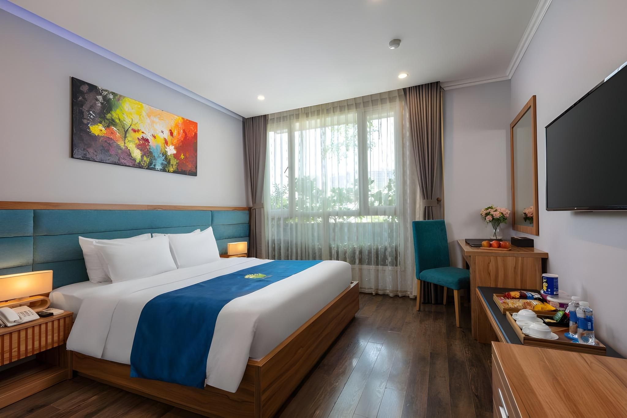 undefined Oriana Hotel 4
