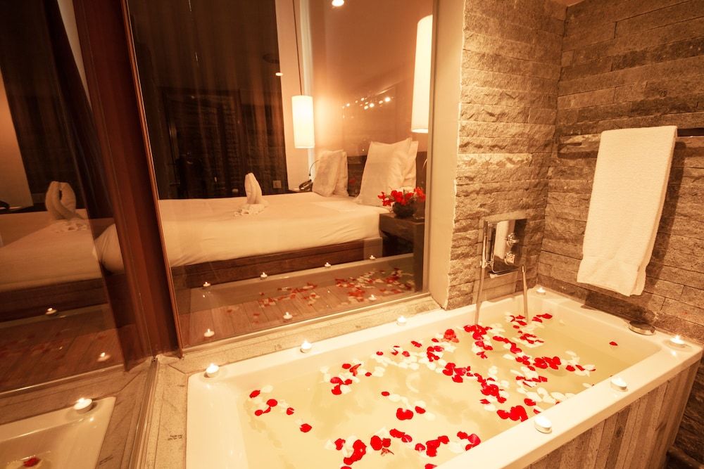 Le Louvre Hôtel & Spa Suite 11