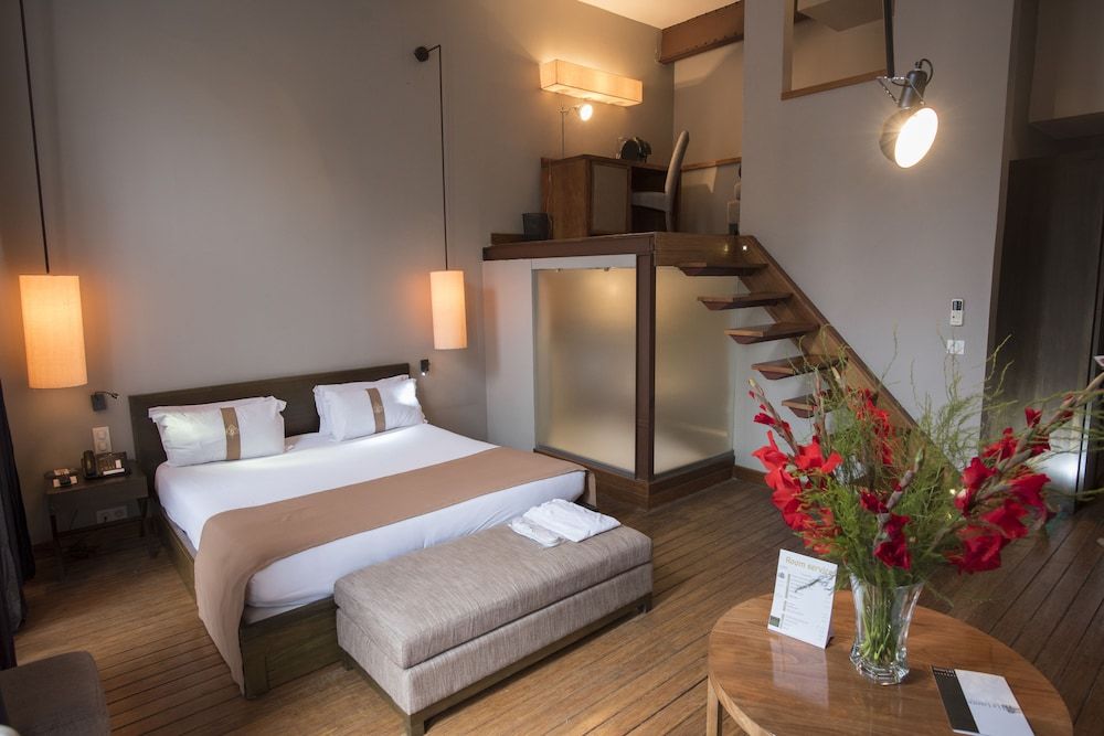Le Louvre Hôtel & Spa Suite 5