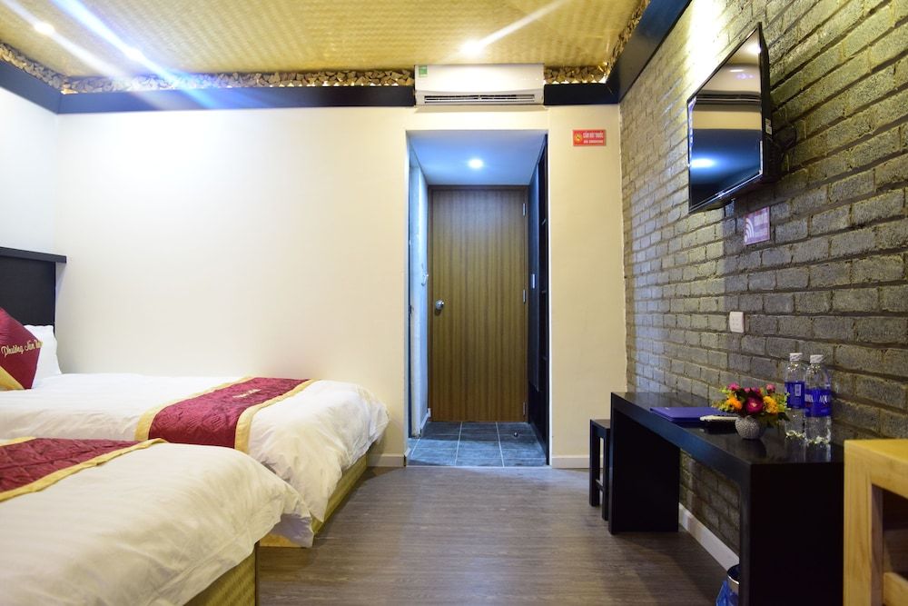 Quadruple Room, Mountain View