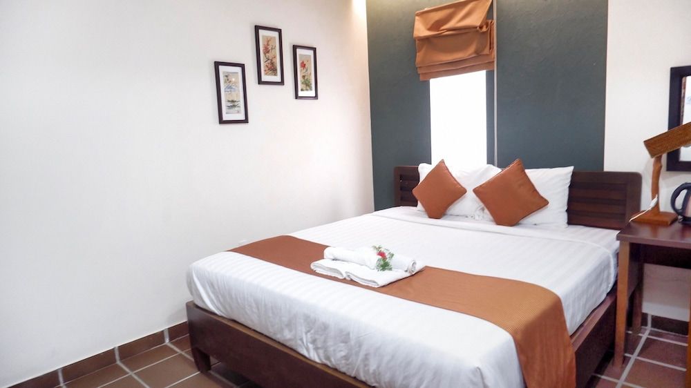 Ananas Family Hotel Standard Room, No Windows