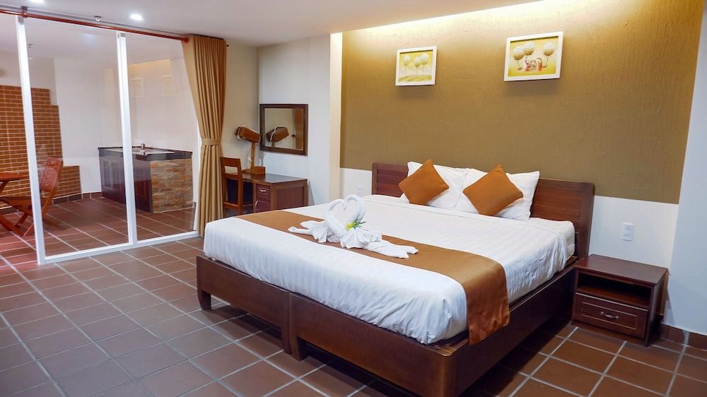 undefined Ananas Family Hotel 4