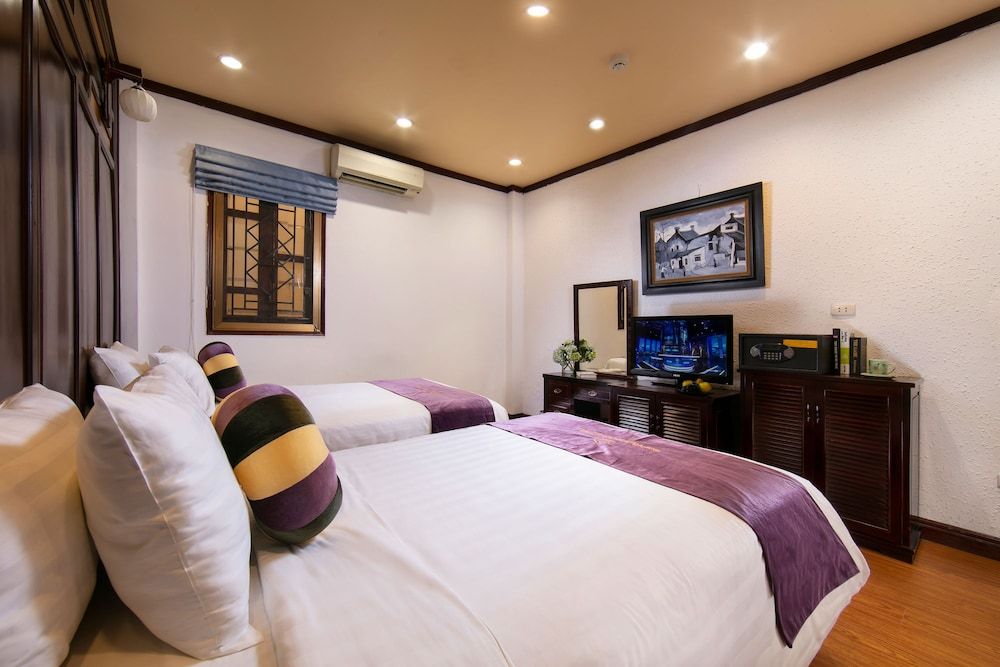 Impressive Boutique Hotel Deluxe Twin Room