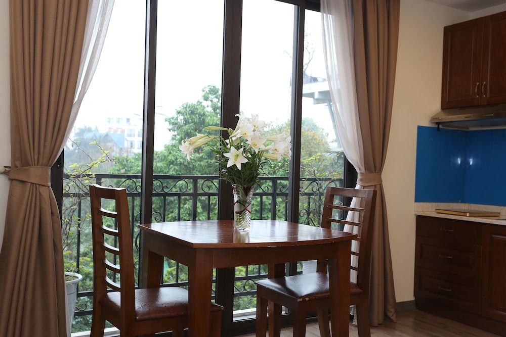 NYT Home Tay Ho No.2 Apartment, Balcony 12