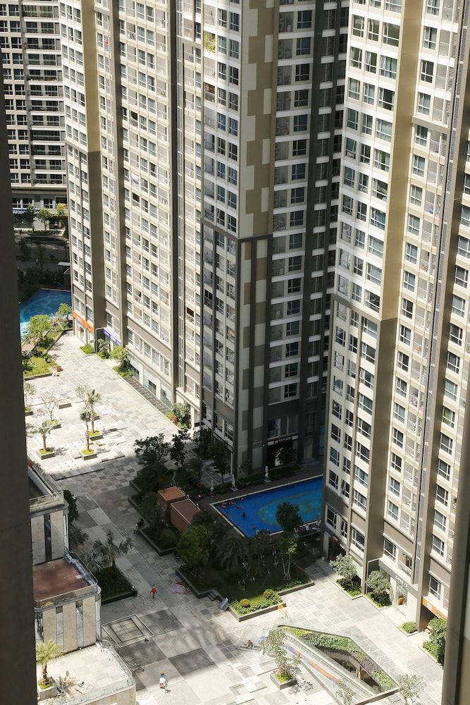 undefined High-floor River-view Apartment 5