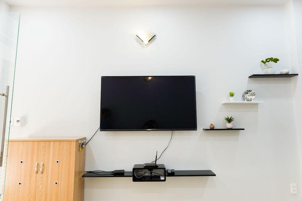 undefined Sunny's House 10