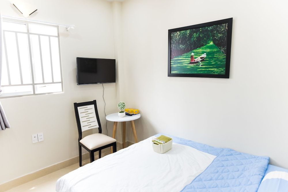 undefined Sunny's House 4