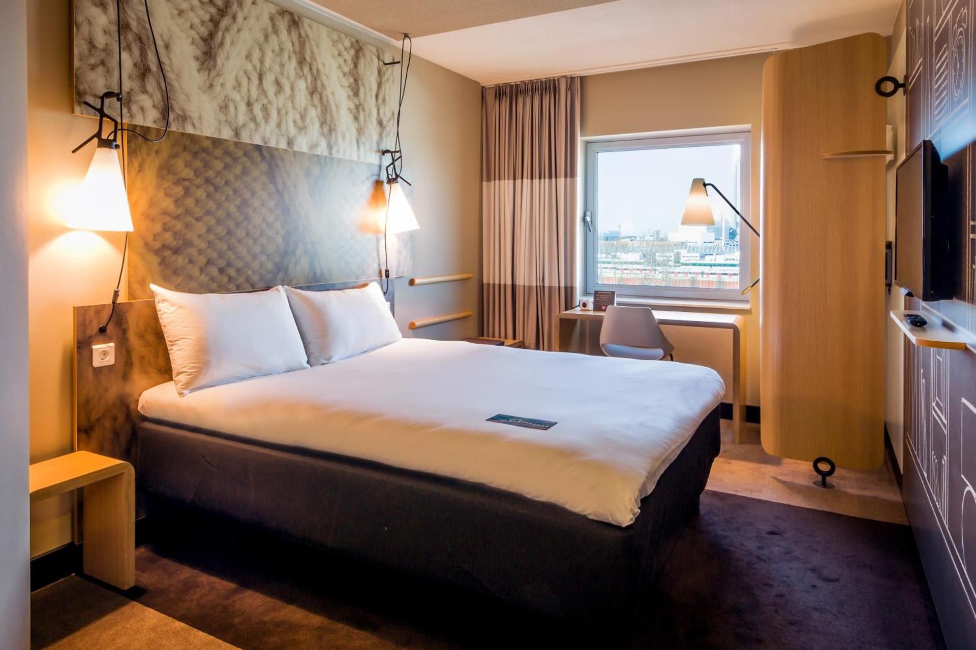 Room for one or two people