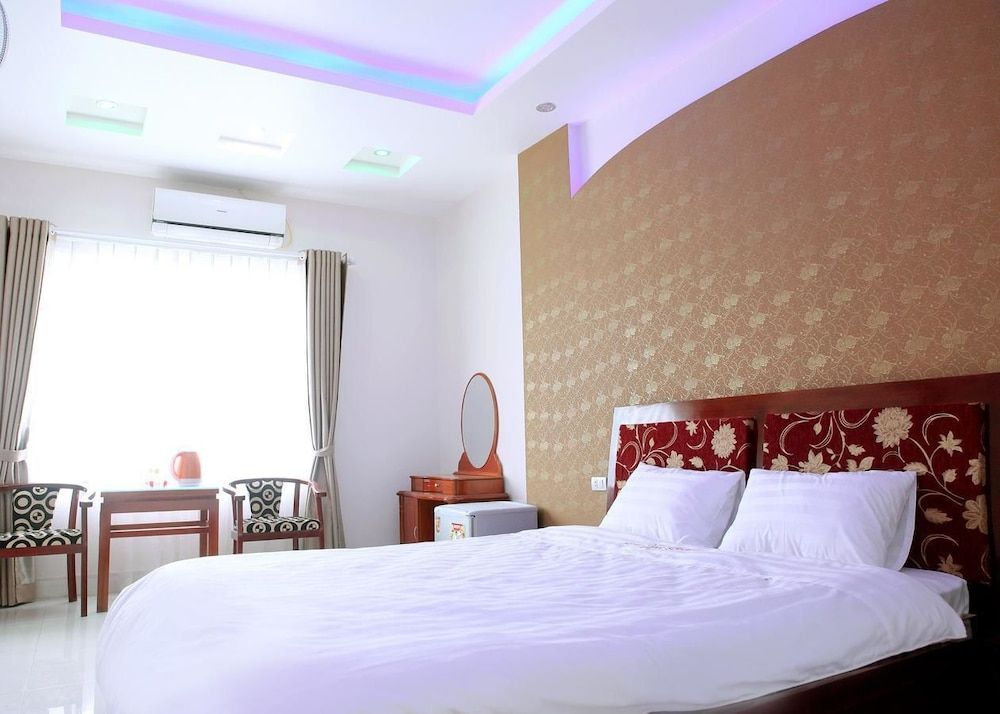Ngoc Bach Hotel Double Room