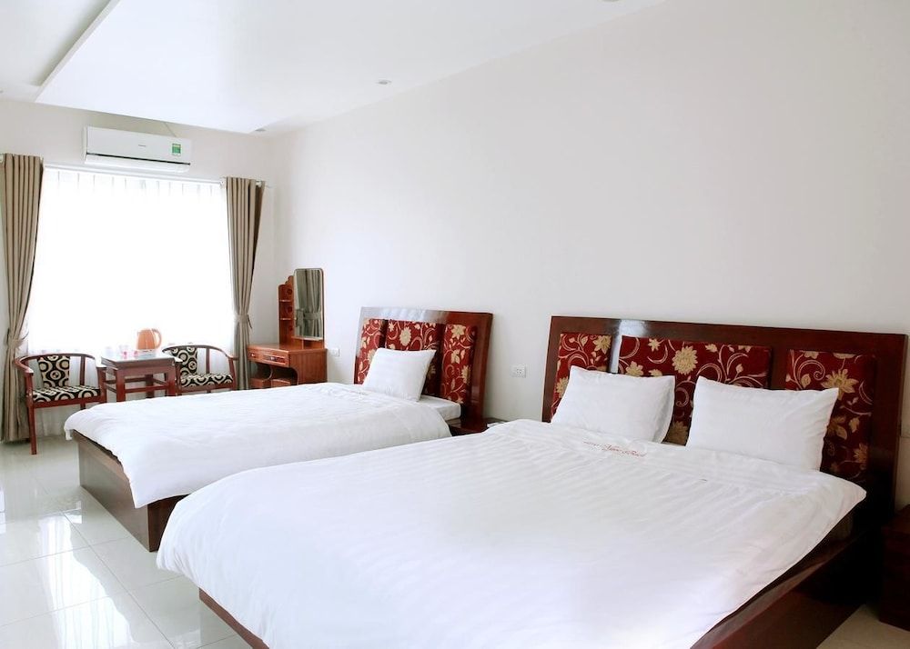 Ngoc Bach Hotel Superior Triple Room 2