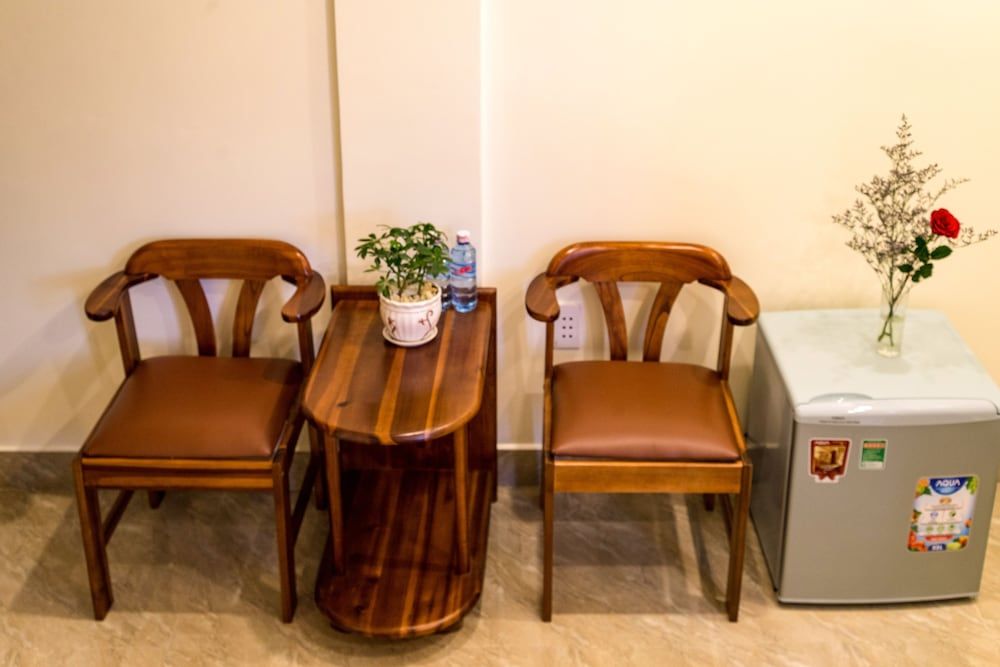 HT Riverside Homestay Superior Room, Garden View 11