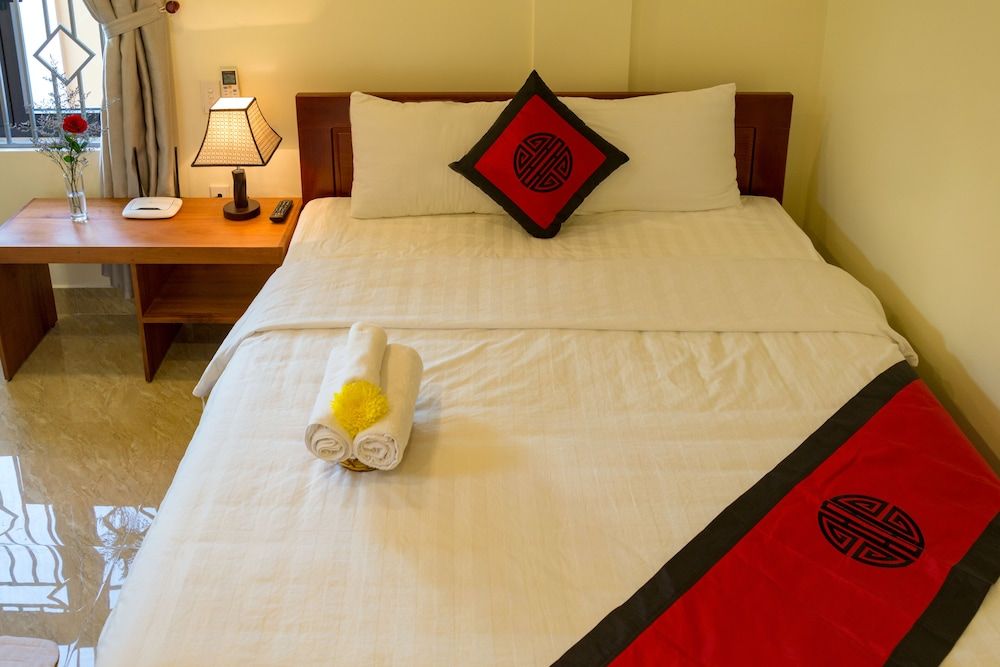 HT Riverside Homestay Standard Double Room, 1 Bedroom, Garden View 3