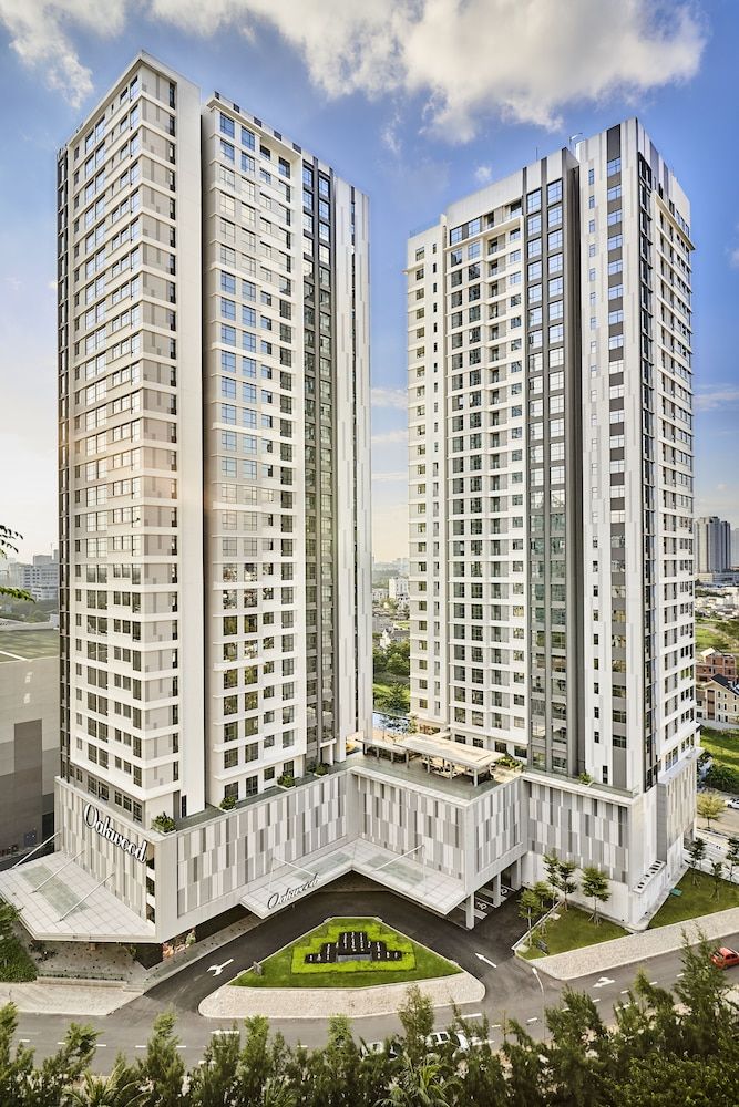 undefined Oakwood Residence Saigon 2