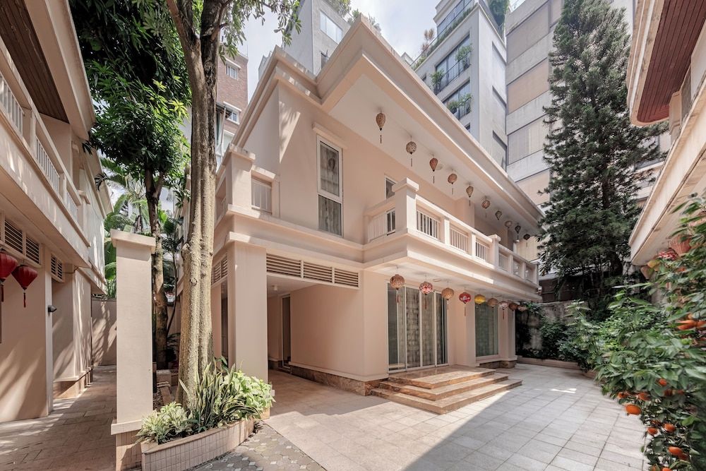 undefined Oriental Palace Apartments Hanoi 8