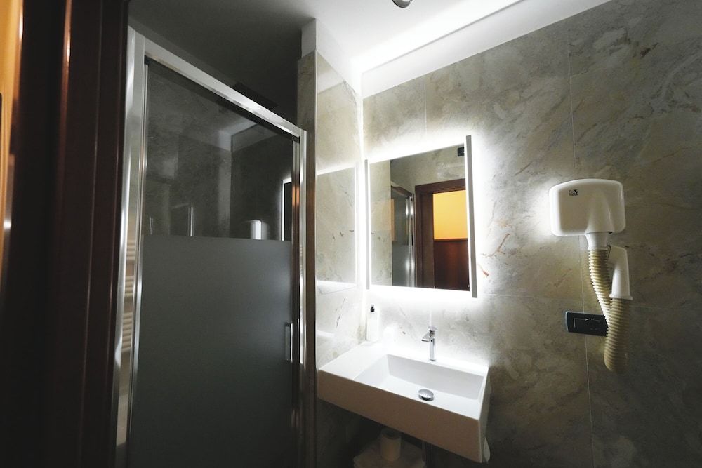 Hotel Palazzo Vecchio Standard Double Room 7