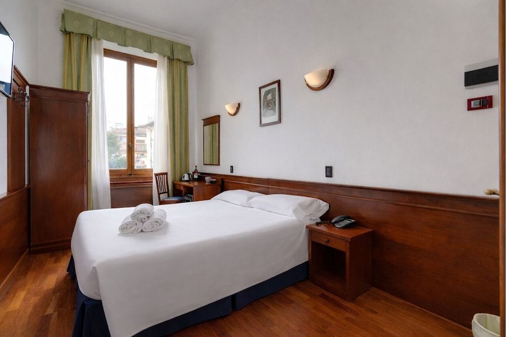 Hotel Palazzo Vecchio Standard Double Room 2