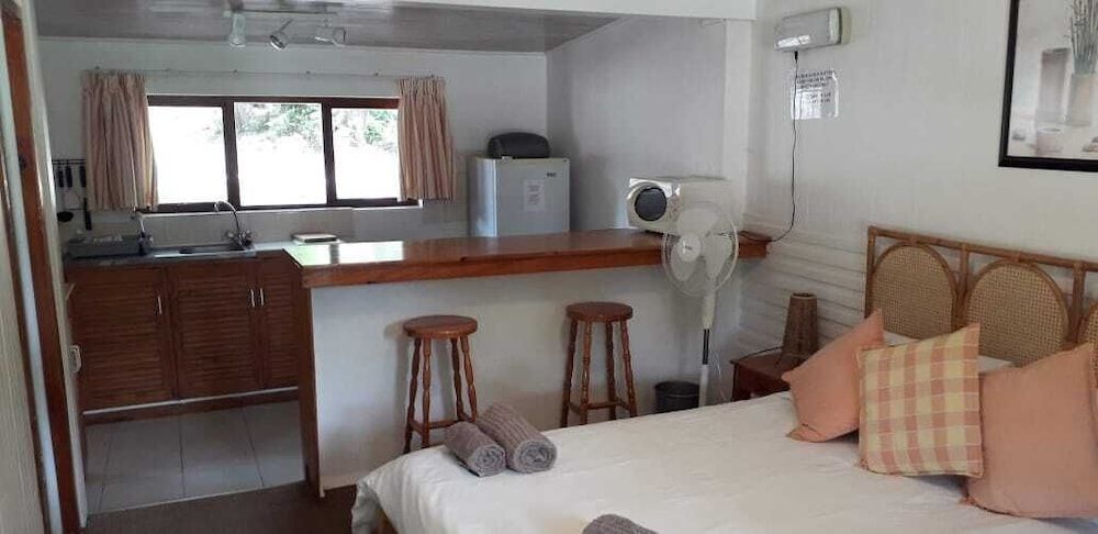 Chalet (5-Sleeper)