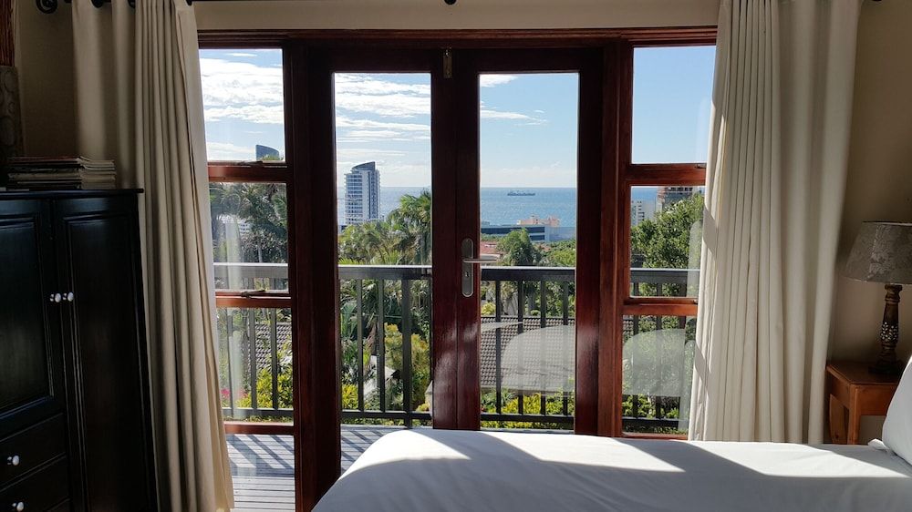 Crooked Tree Cottage Superior Studio Suite, Kitchen, Sea View 7