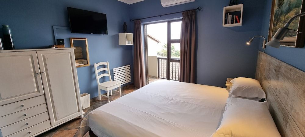 Crooked Tree Cottage