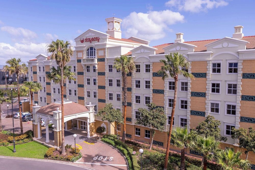 undefined StayEasy Century City 3